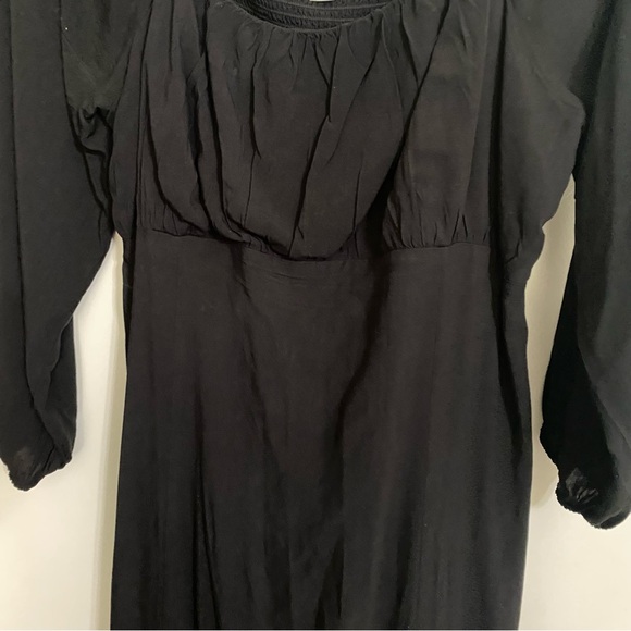 Old Navy Black Long Sleeve Dress - Picture 4 of 5